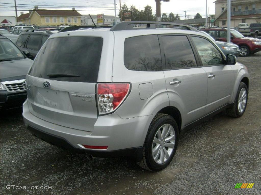 2011 Forester 2.5 X Limited - Spark Silver Metallic / Black photo #10