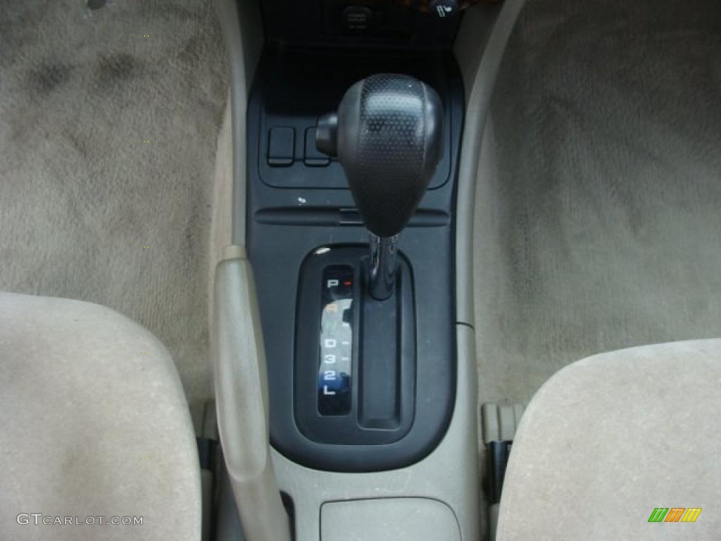 2000 Hyundai Sonata GLS V6 Transmission Photos