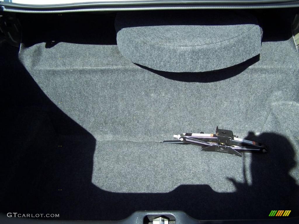 2004 Grand Marquis GS - Spruce Green Metallic / Medium Parchment photo #13