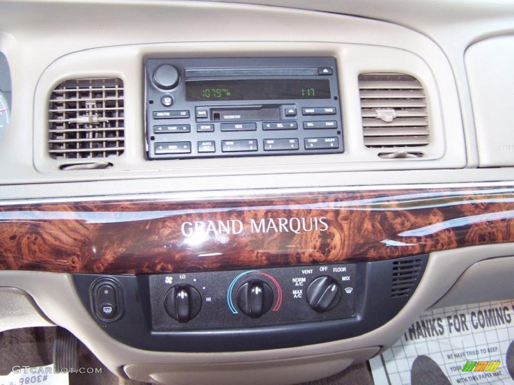 2004 Grand Marquis GS - Spruce Green Metallic / Medium Parchment photo #24