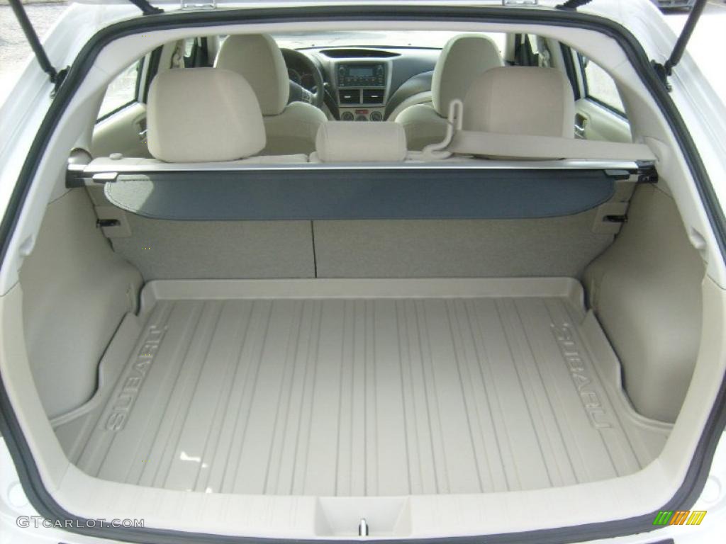 2011 Impreza 2.5i Premium Wagon - Satin White Pearl / Ivory photo #16
