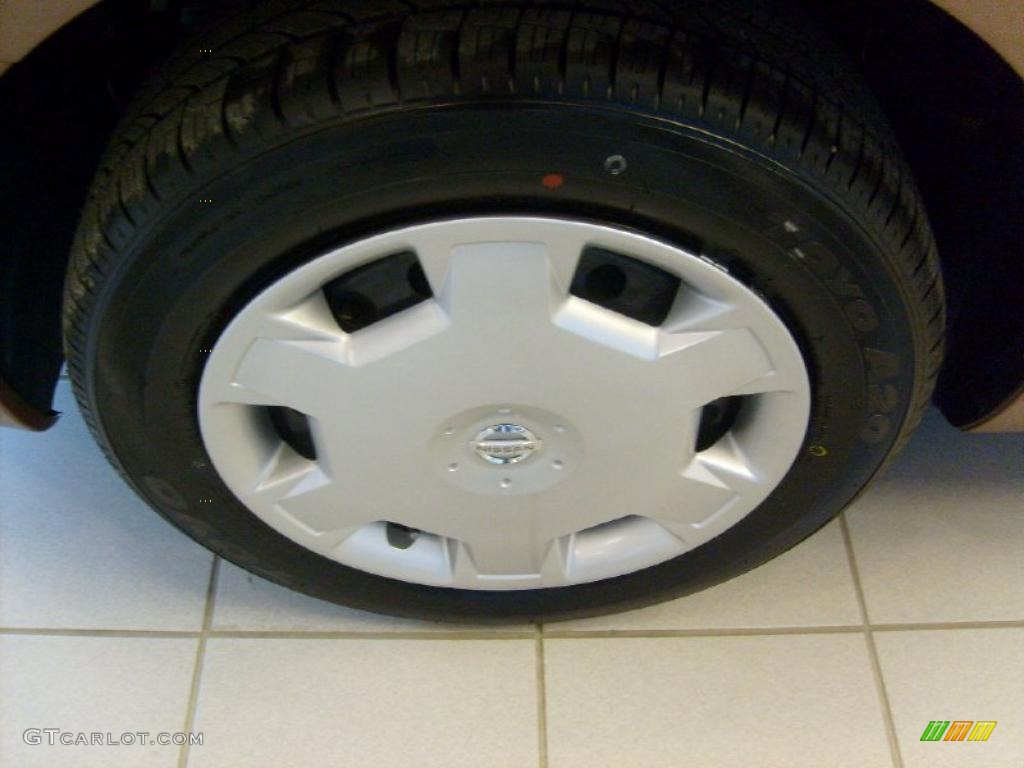 2011 Nissan Cube 1.8 S Wheel Photo #45569695