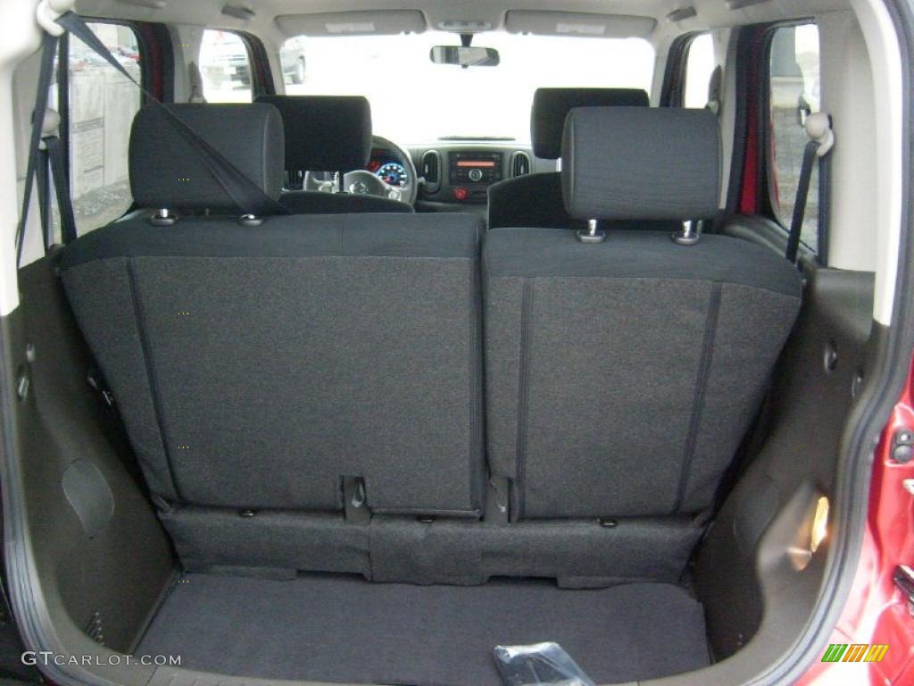 2011 Nissan Cube 1.8 S Trunk Photo #45569815