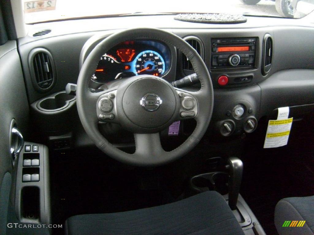 What is on the dash of the nissan cube #8