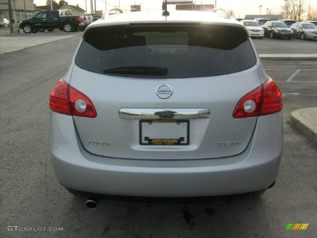 2011 Rogue SV AWD - Silver Ice Metallic / Gray photo #8