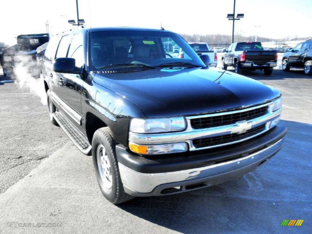 2003 Suburban 1500 LT - Black / Gray/Dark Charcoal photo #2