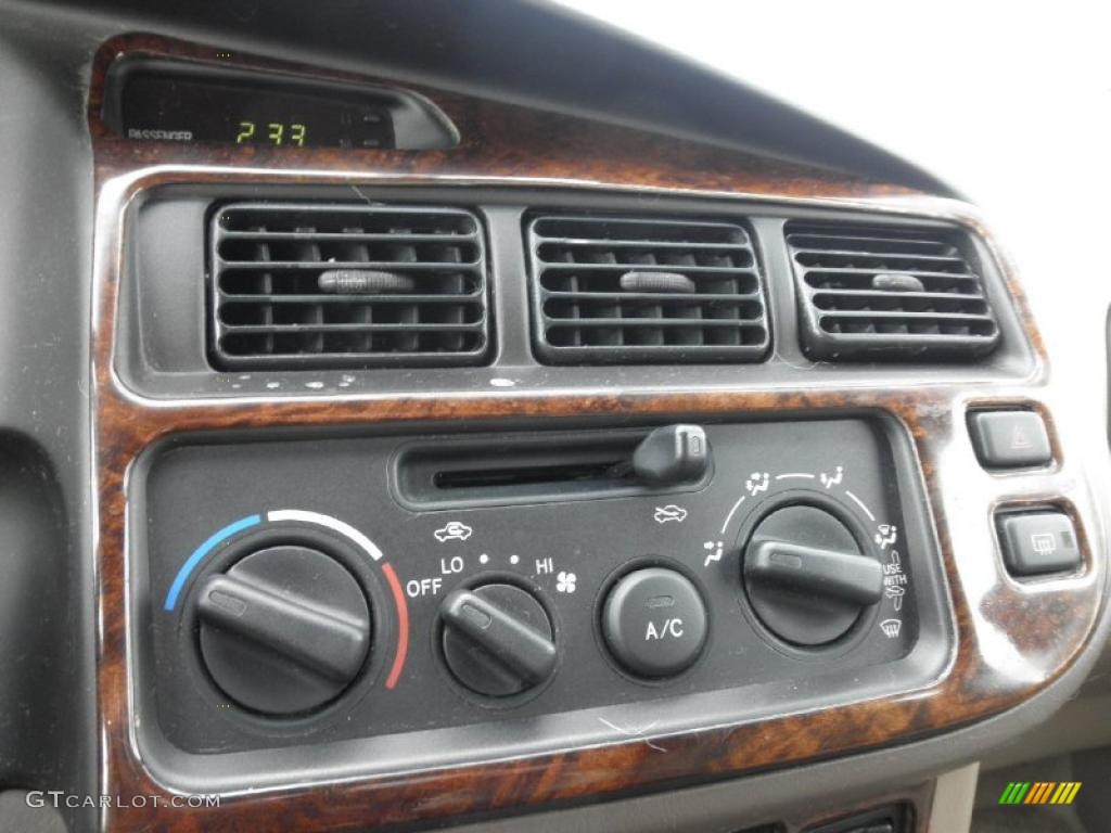 2000 Sienna XLE - Sunfire Red Pearl / Gray photo #8