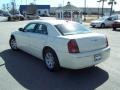 2005 Cool Vanilla Chrysler 300 Touring  photo #7