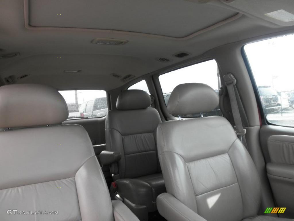 2000 Sienna XLE - Sunfire Red Pearl / Gray photo #24