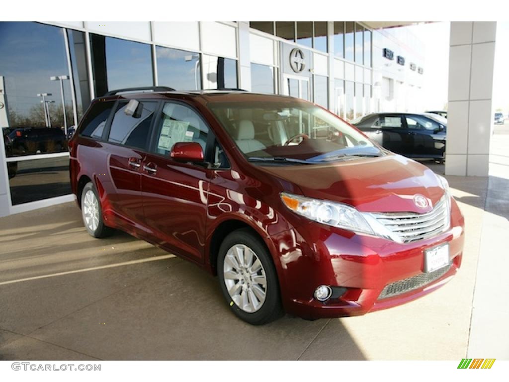 2011 Sienna Limited AWD - Salsa Red Pearl / Light Gray photo #2