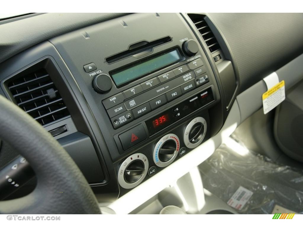 2011 Toyota Tacoma Regular Cab Controls Photo #45574034