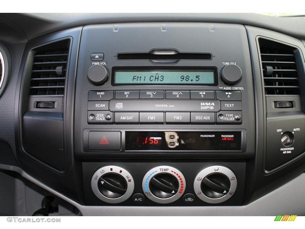 2011 Toyota Tacoma Access Cab Controls Photo #45574122