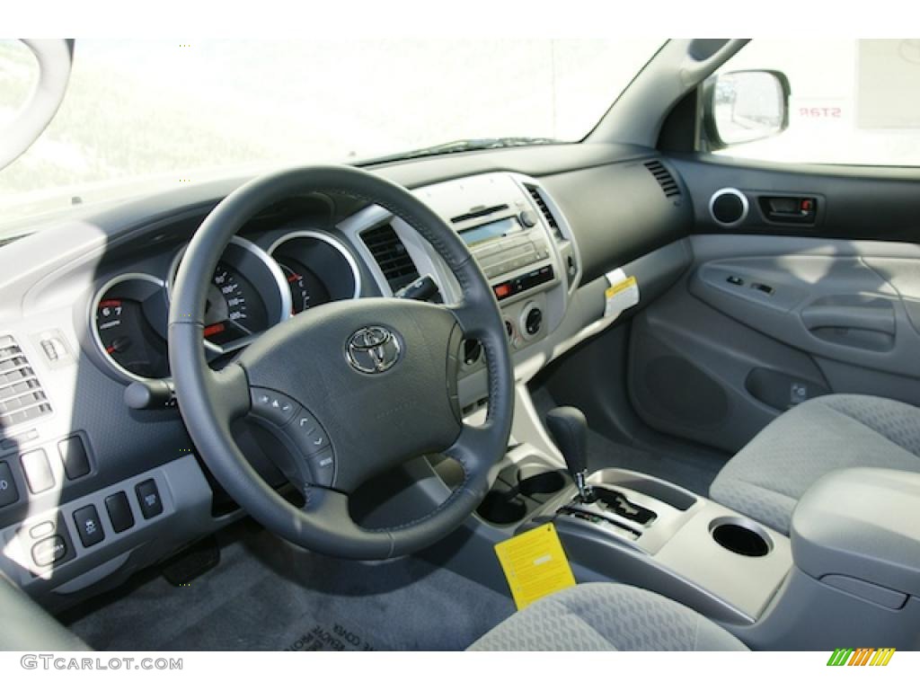 Graphite Gray Interior 2011 Toyota Tacoma V6 SR5 Access Cab 4x4 Photo #45574626