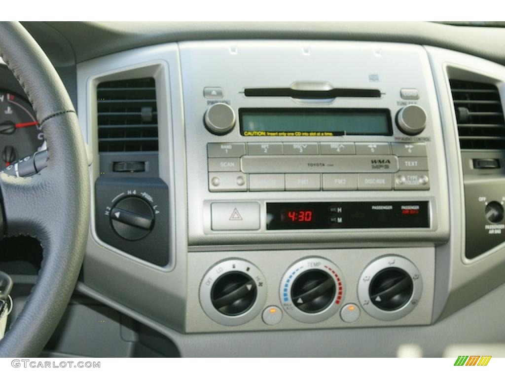 2011 Toyota Tacoma V6 SR5 Access Cab 4x4 Controls Photo #45574686