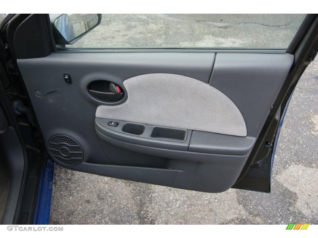 2003 ION 3 Sedan - Bright Blue / Gray photo #18