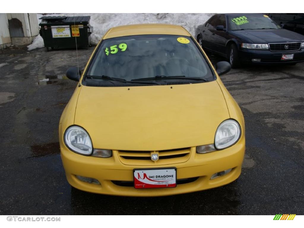 2002 Neon SXT - Solar Yellow / Dark Slate Gray photo #2