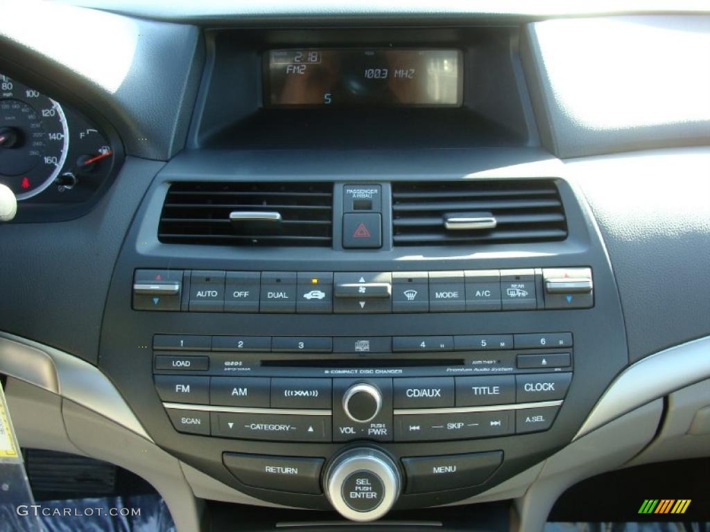 2009 Honda Accord EX-L V6 Sedan Controls Photo #45575286