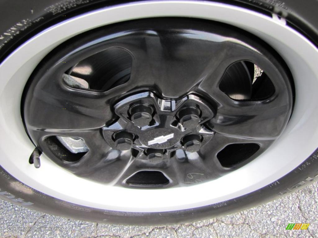 2011 Chevrolet Camaro LS Coupe Wheel Photo #45575518