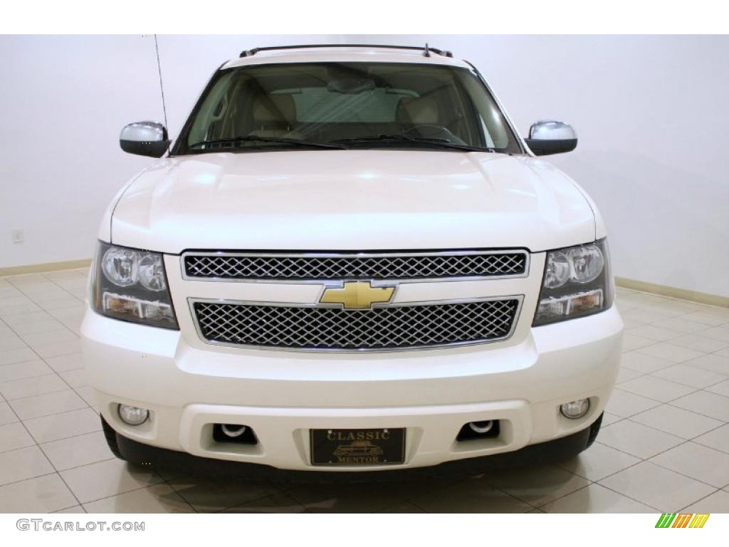 White Diamond Tricoat 2008 Chevrolet Avalanche LTZ 4x4 Exterior Photo #45576158