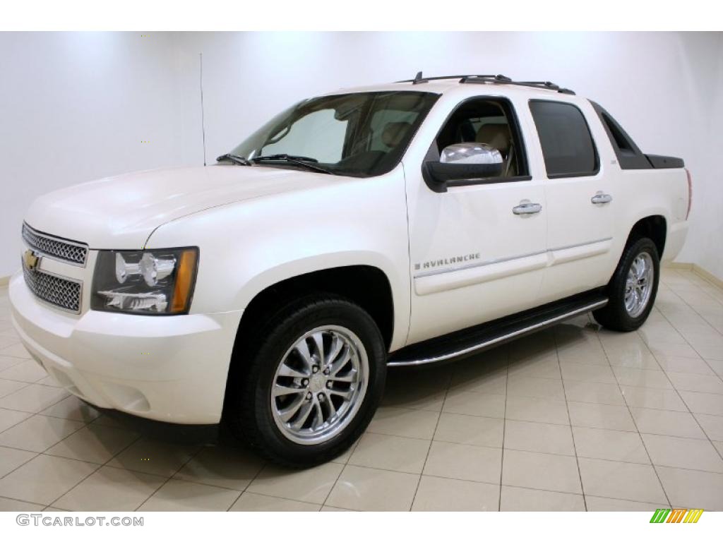 White Diamond Tricoat 2008 Chevrolet Avalanche LTZ 4x4 Exterior Photo #45576166