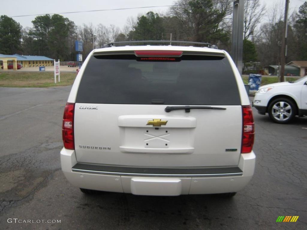 2011 Suburban LTZ - White Diamond Tricoat / Light Cashmere/Dark Cashmere photo #4