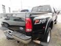 Black - F550 Super Duty Lariat Crew Cab 4x4 Dually Photo No. 5