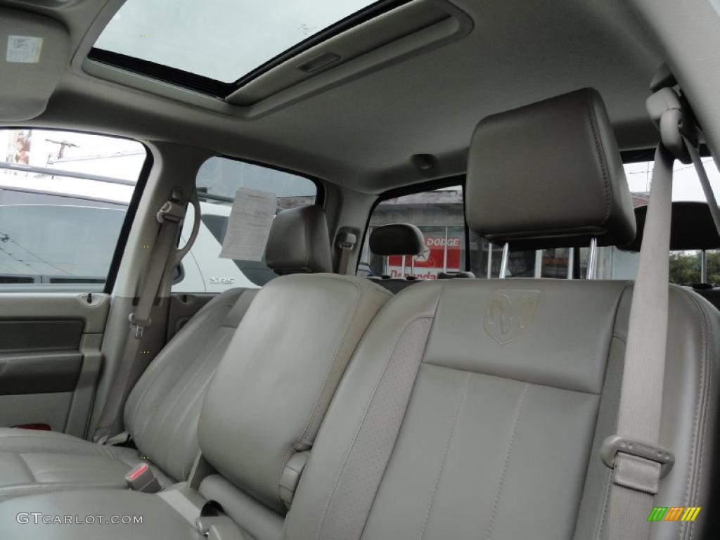 2007 Ram 1500 ST Quad Cab 4x4 - Bright White / Medium Slate Gray photo #5