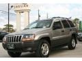 Silverstone Metallic - Grand Cherokee Laredo 4x4 Photo No. 2