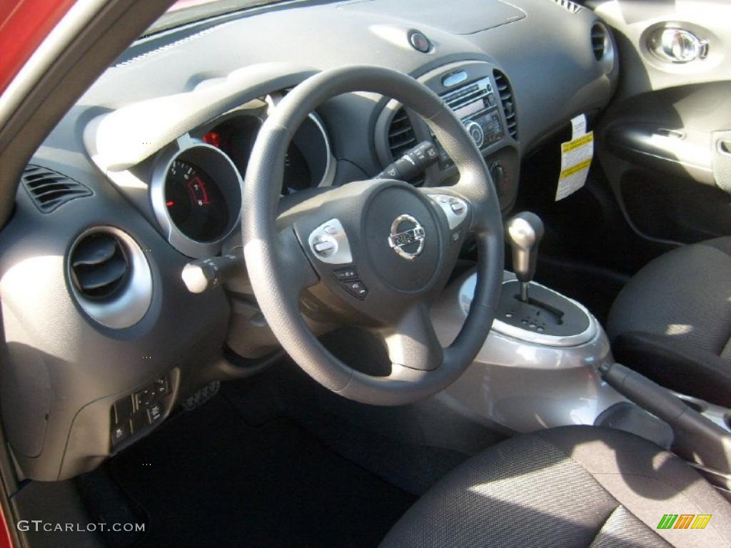 Black/Silver Trim Interior 2011 Nissan Juke S AWD Photo #45587951