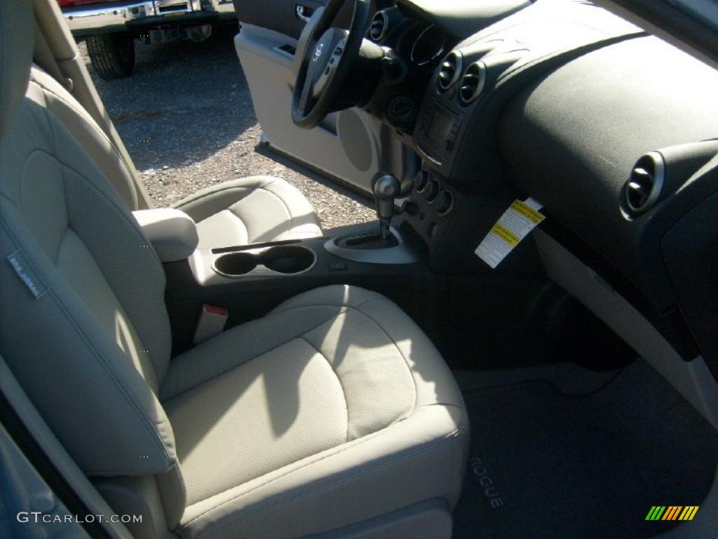 2011 Rogue SV AWD - Frosted Steel Metallic / Gray photo #17