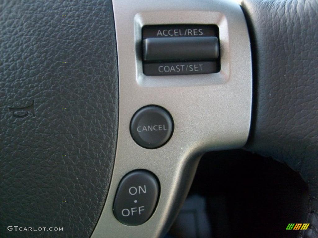 2011 Rogue SV AWD - Frosted Steel Metallic / Gray photo #18