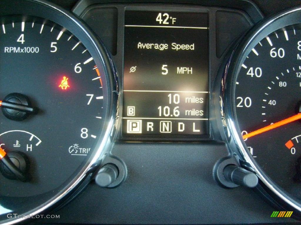 2011 Rogue SV AWD - Frosted Steel Metallic / Gray photo #20