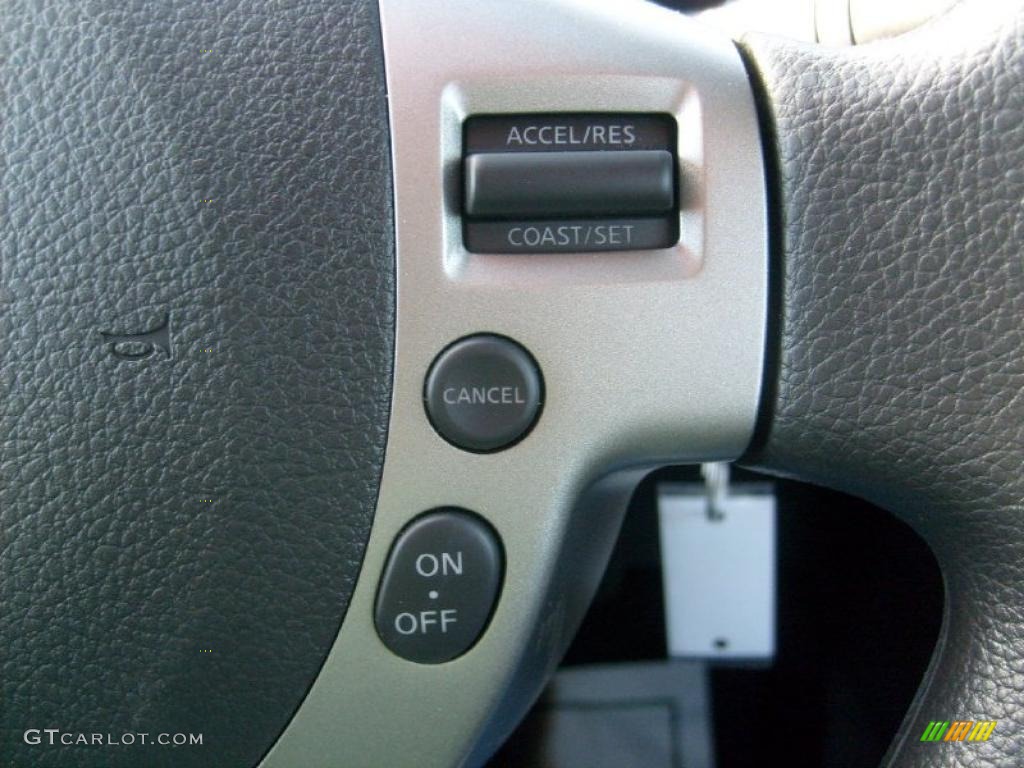 2011 Nissan Rogue S AWD Controls Photo #45588819