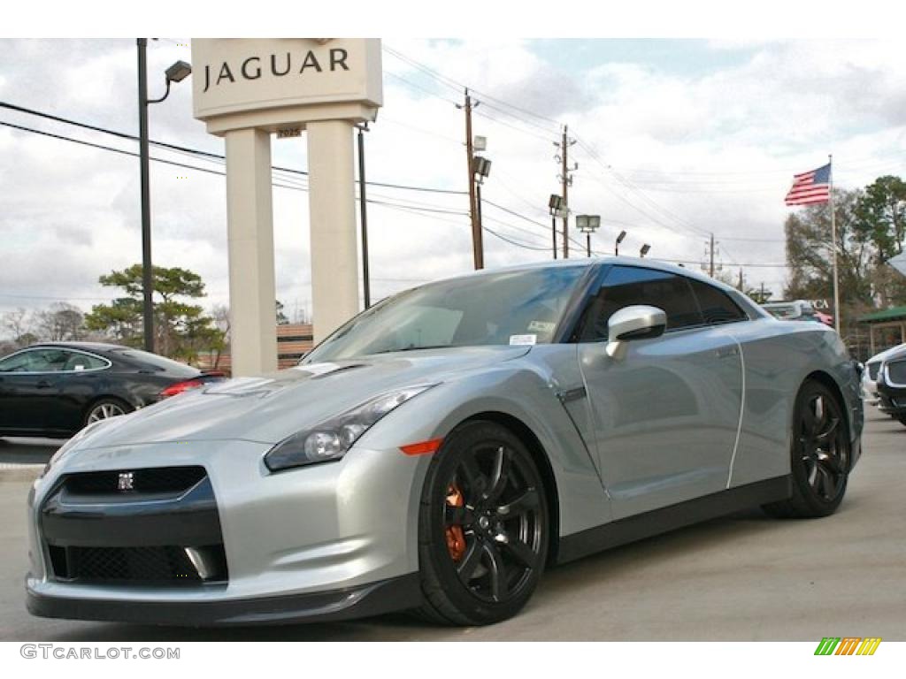 Super Silver 2010 Nissan GT-R Premium Exterior Photo #45589047