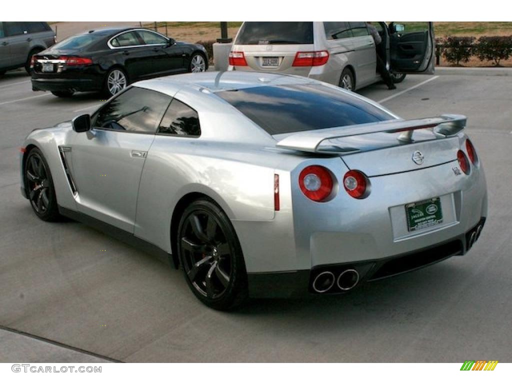 Super Silver 2010 Nissan GT-R Premium Exterior Photo #45589151