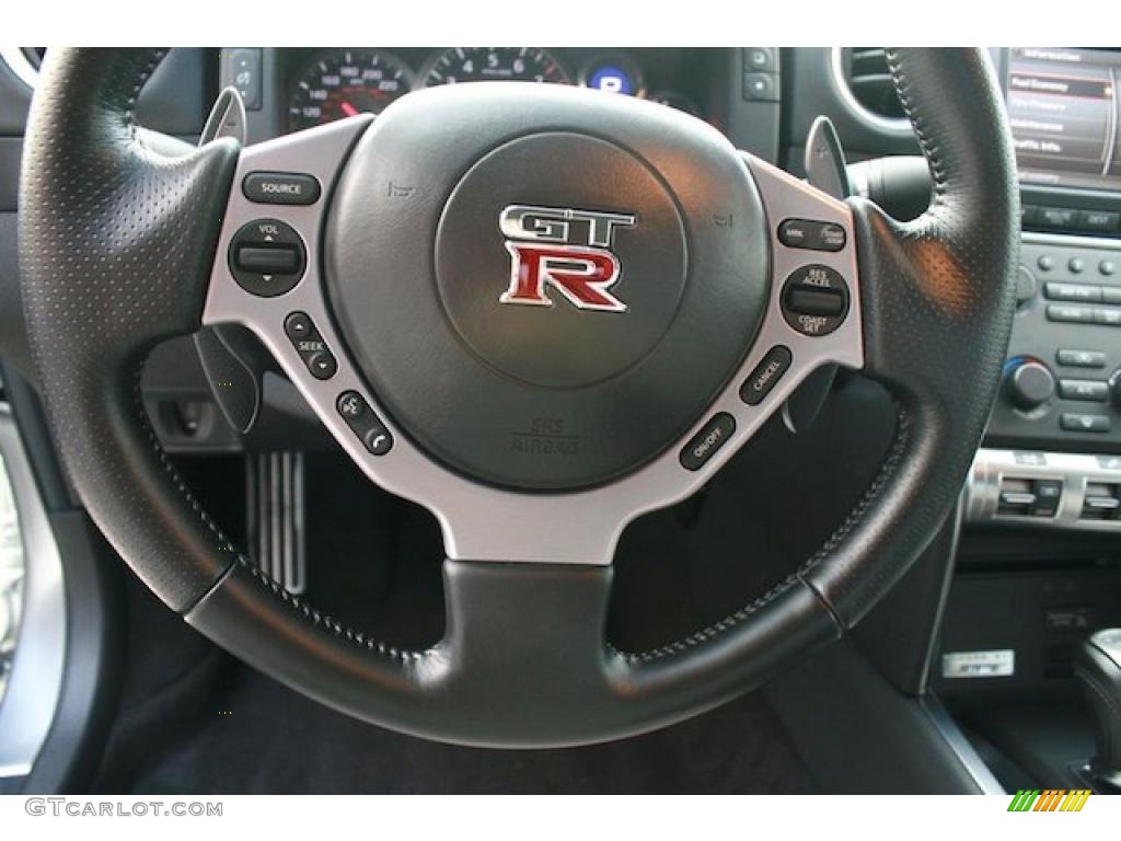 2010 Nissan GT-R Premium Controls Photo #45589319