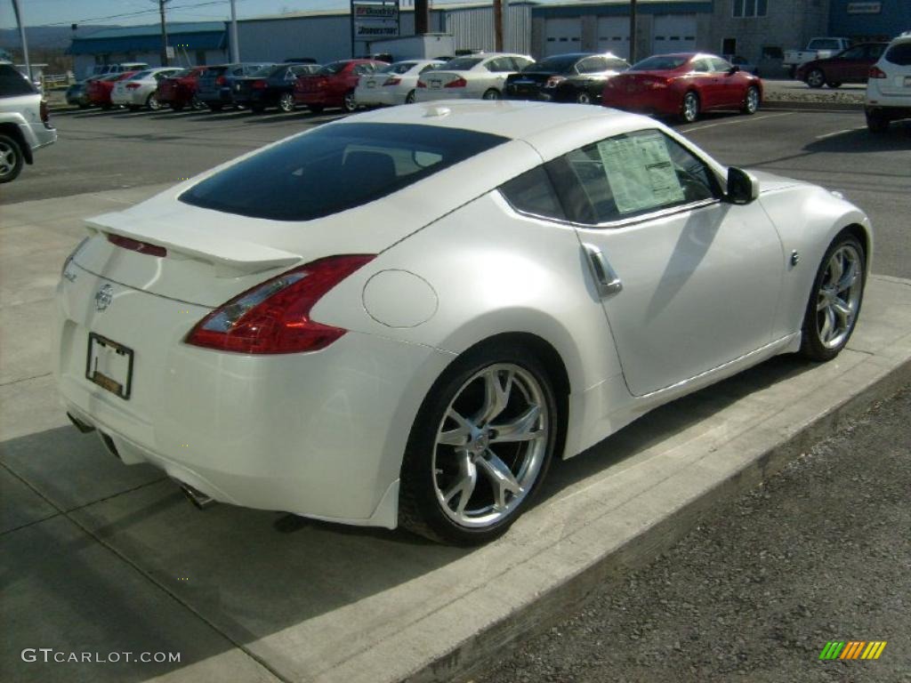 2010 370Z Sport Touring Coupe - Pearl White / Black Leather photo #8