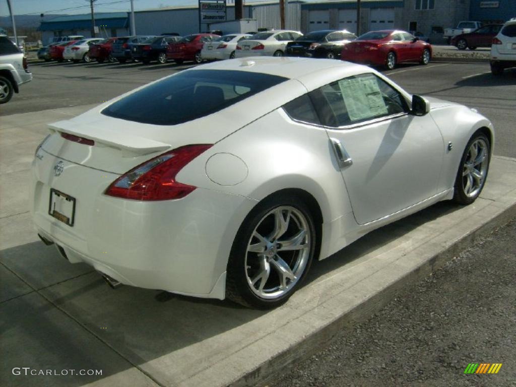 Pearl White 2010 Nissan 370Z Sport Touring Coupe Exterior Photo #45589495
