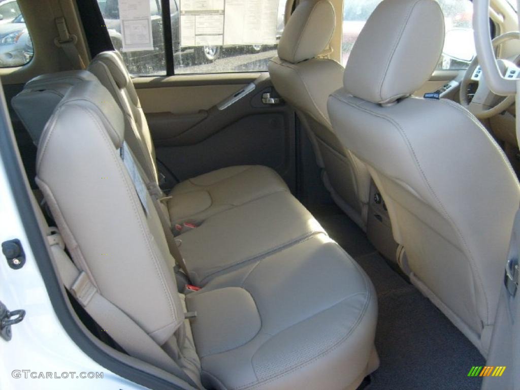 Cafe Latte Interior 2011 Nissan Pathfinder Silver 4x4 Photo #45589618