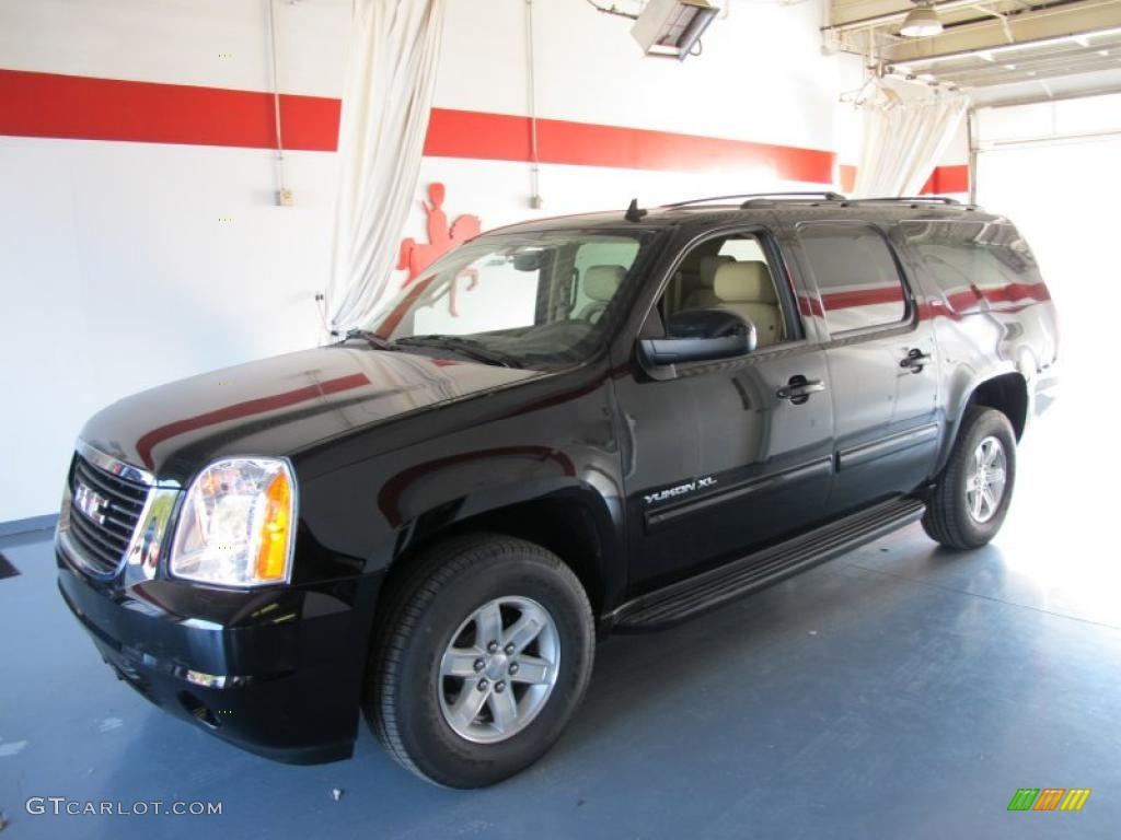 2011 Yukon XL SLT - Onyx Black / Light Tan photo #1