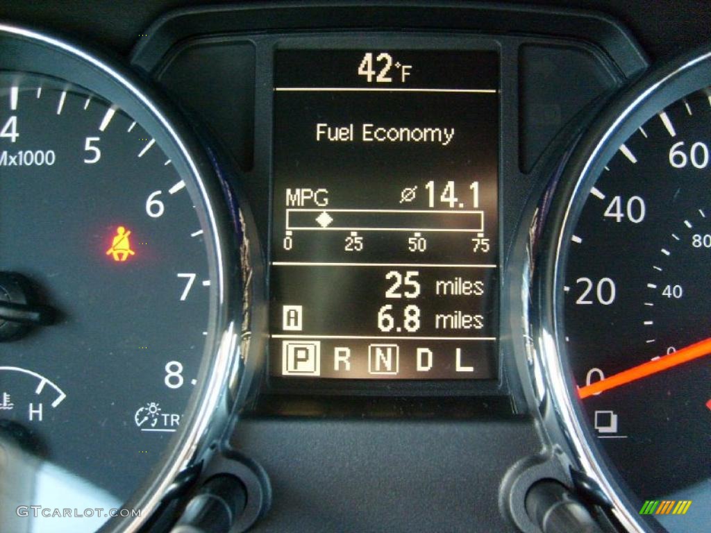 2011 Rogue SV AWD - Silver Ice Metallic / Gray photo #20