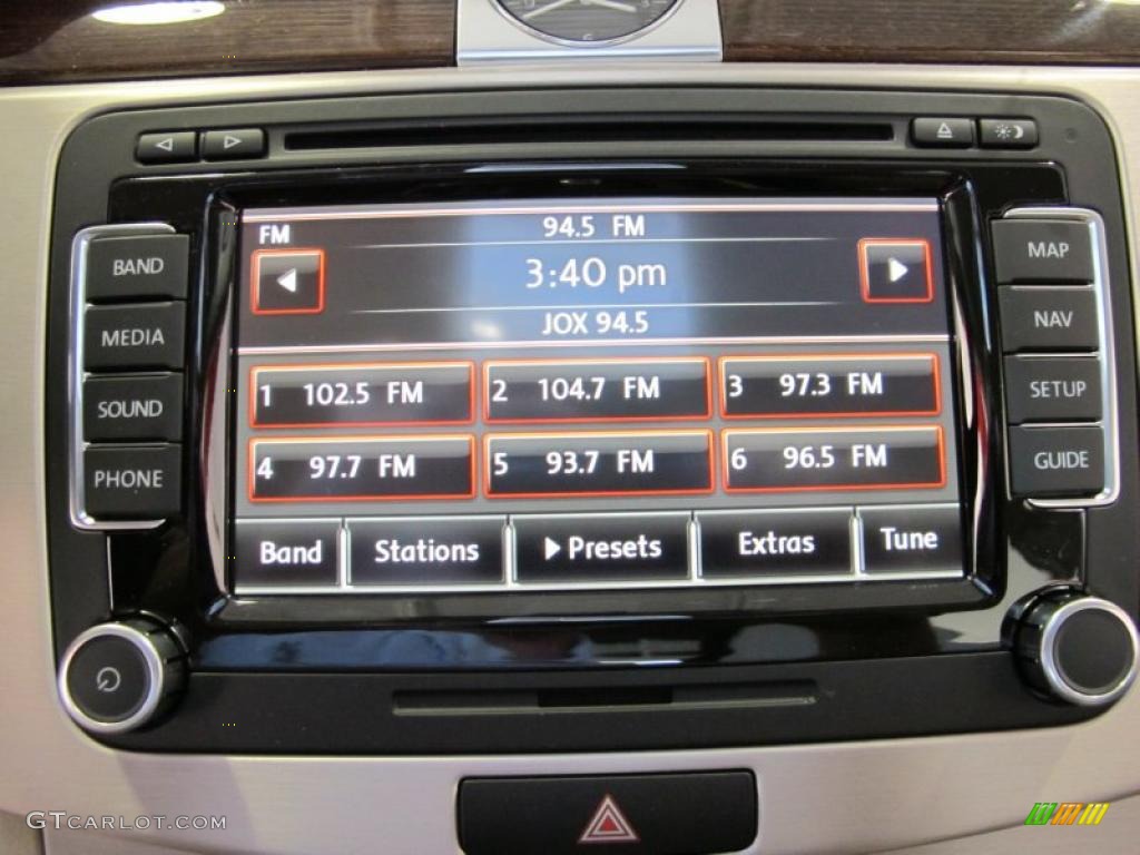 2012 Volkswagen CC Lux Plus Controls Photo #45593103