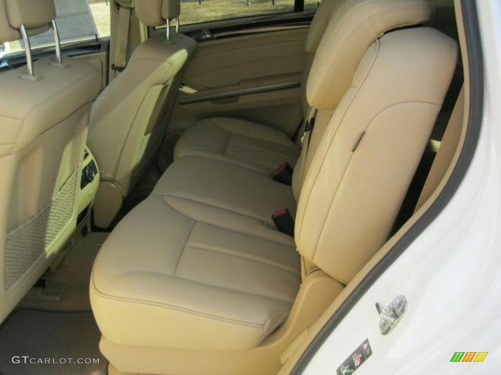 Cashmere Interior 2011 Mercedes-Benz GL 350 Blutec 4Matic Photo #45593371