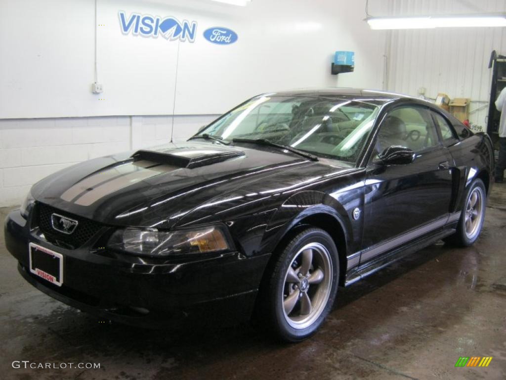 2004 Mustang GT Coupe - Black / Medium Parchment photo #1