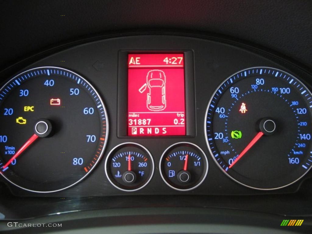 2009 Volkswagen Jetta SEL SportWagen Gauges Photos