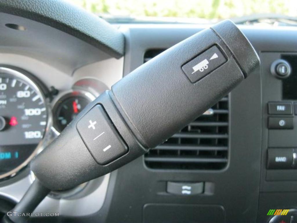2010 Chevrolet Silverado 2500HD LT Crew Cab 4x4 Transmission Photos