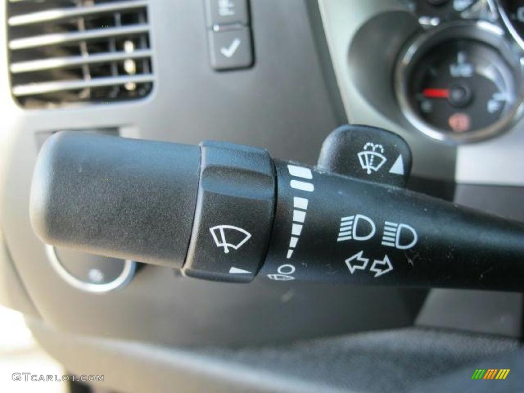 2010 Chevrolet Silverado 2500HD LT Crew Cab 4x4 Controls Photo #45594452