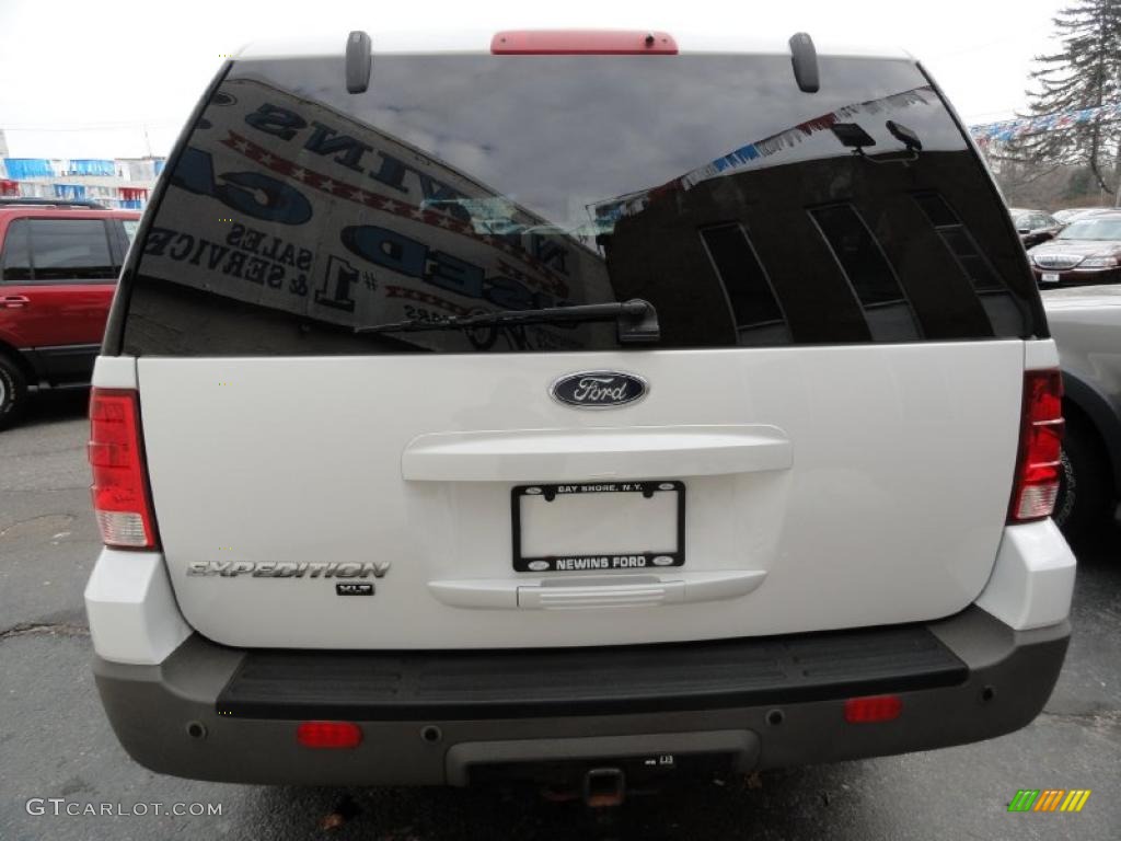 2003 Expedition XLT 4x4 - Oxford White / Flint Grey photo #4