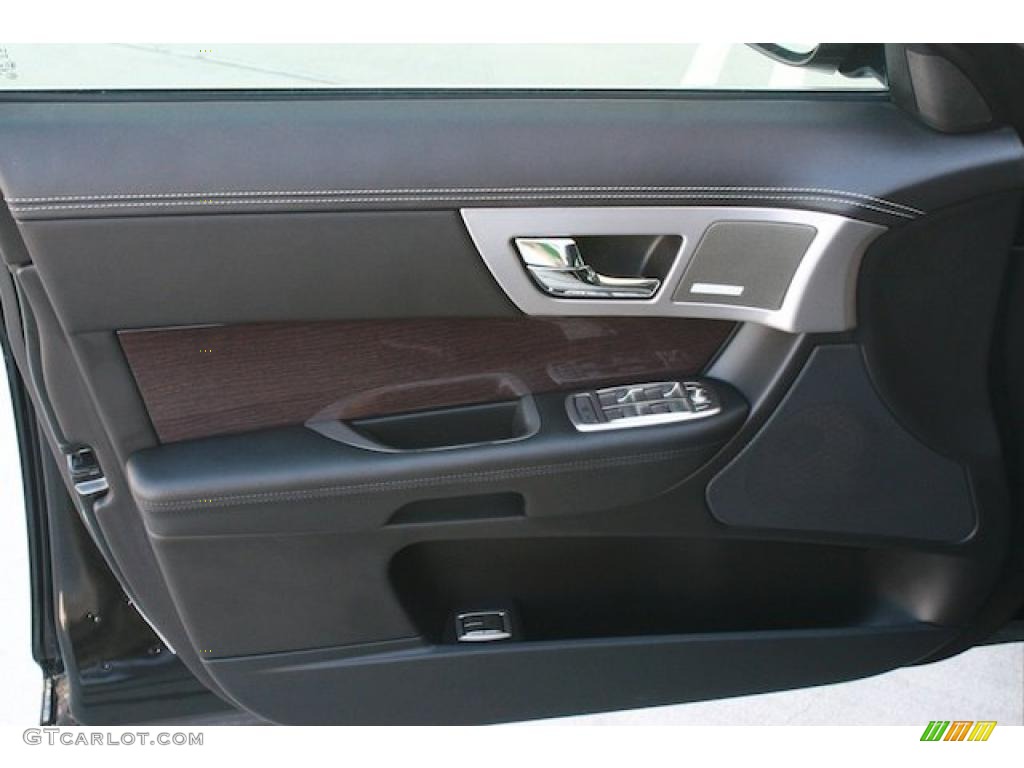 2011 Jaguar XF XF Supercharged Sedan Warm Charcoal Door Panel Photo #45596500