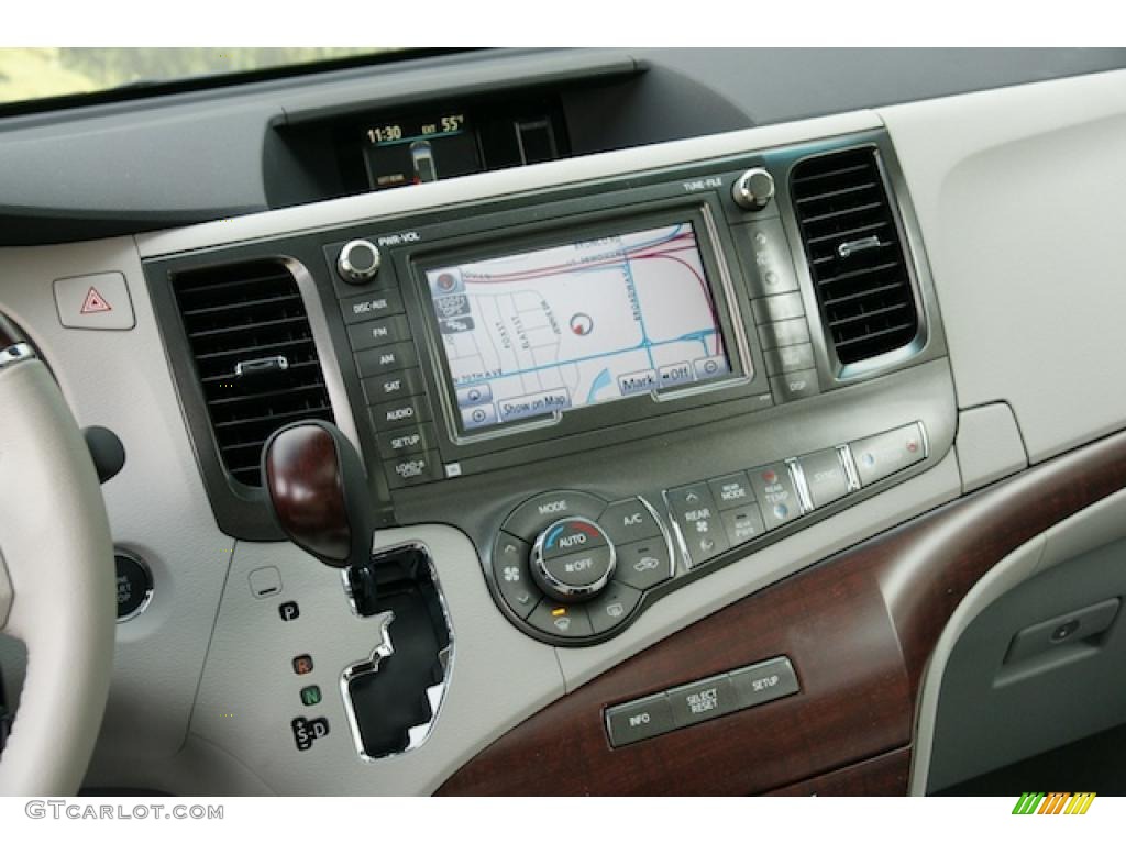 2011 Toyota Sienna Limited AWD Navigation Photo #45597148